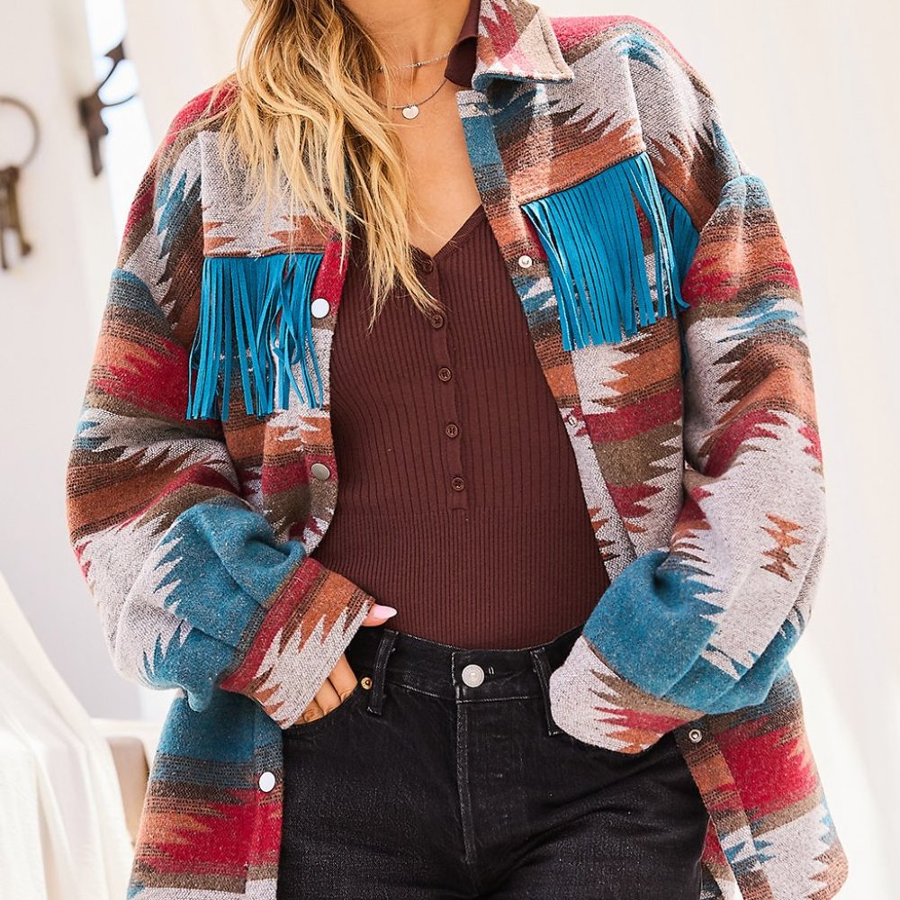 THE SHYSIE WOMENS AZTEC PRINT FRINGED JACKET